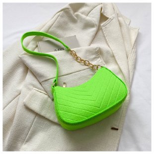 Leather Shoulder Bags: Chevron Crossbody Purse with Gold-Tone Chain Detail, Compact Casual Handbag for Women